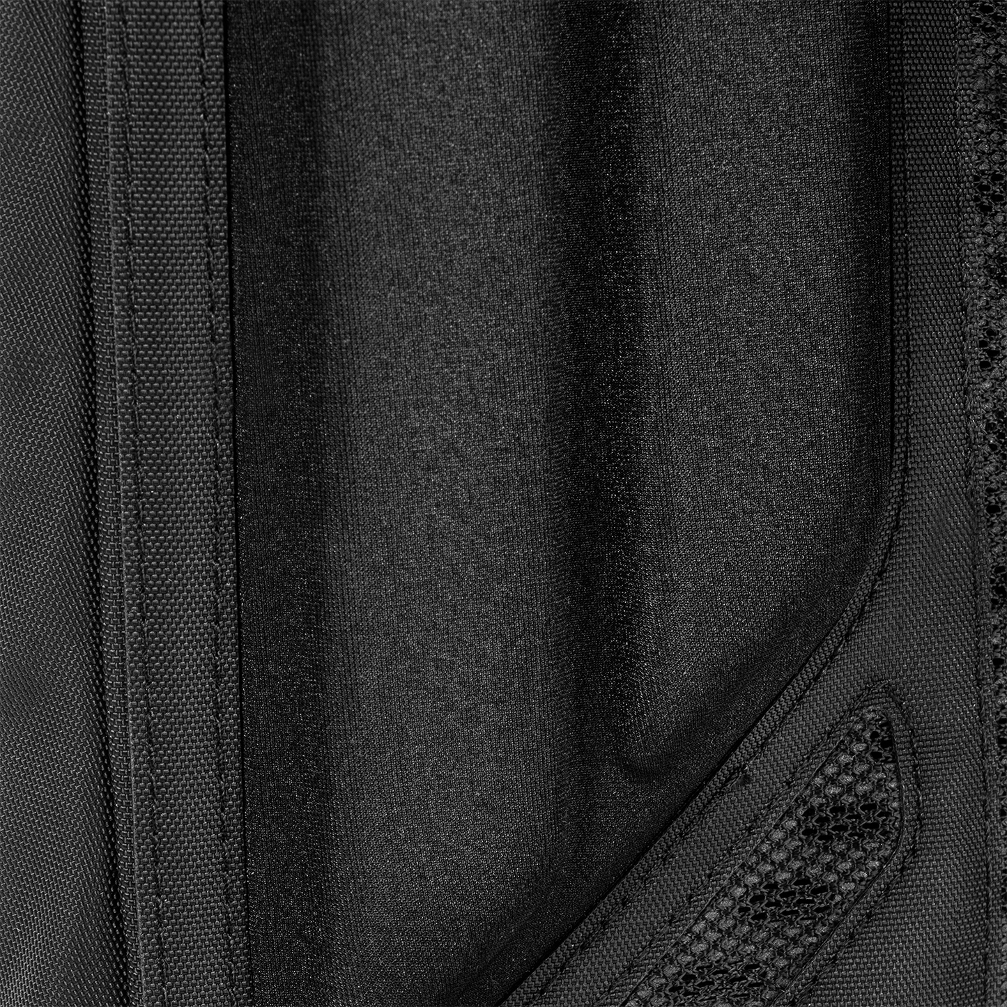 paragon-hydration-pack-n1 Paragon_Black_Texture.png